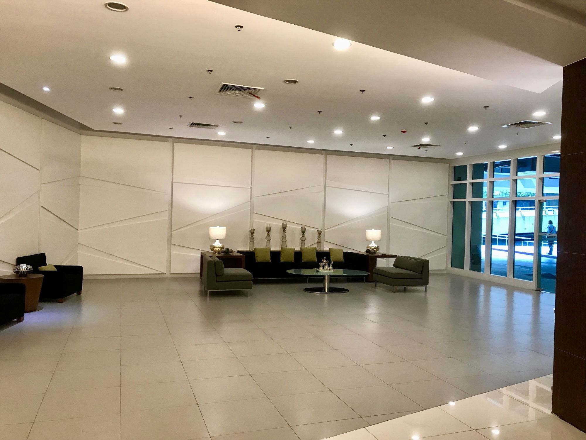 The Beacon Serviced Residences ماكاتي المظهر الخارجي الصورة